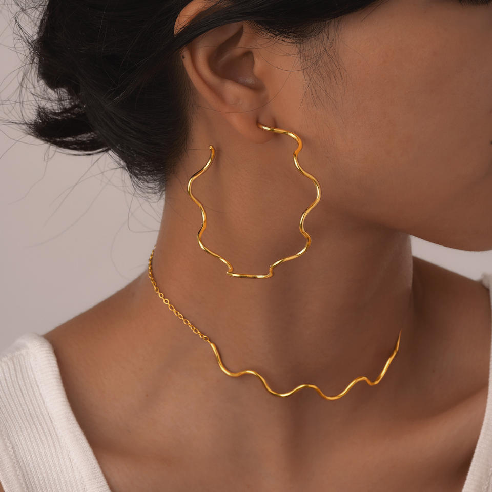 Waterproof Liquid Gold Wave Set