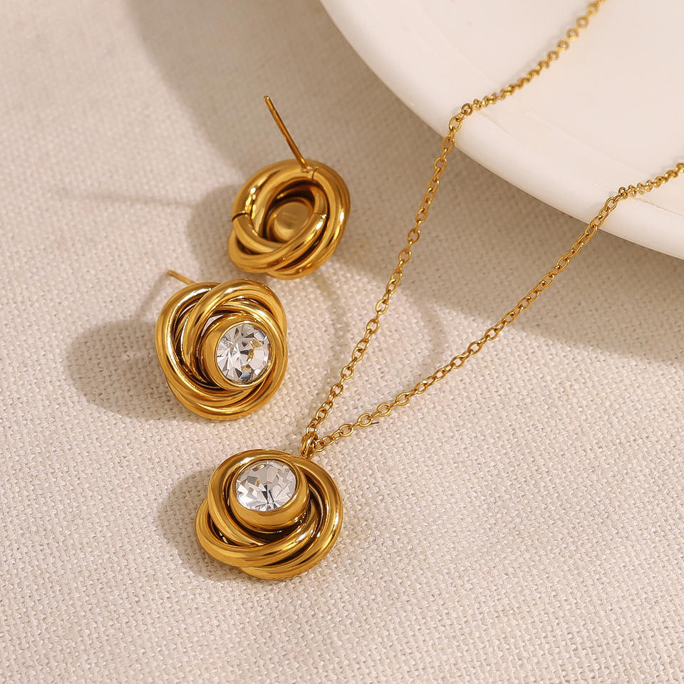 round 18k Gold Plated Waterproof Cushion Set