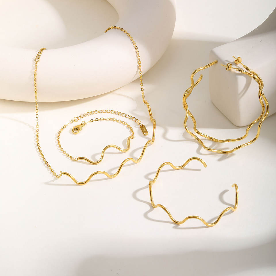 Waterproof Liquid Gold Wave Set